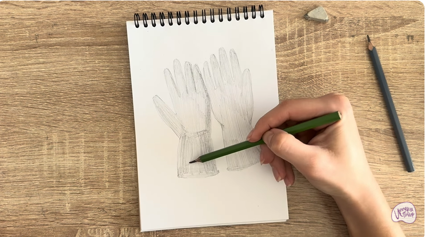 Рисуем Резиновые перчатки