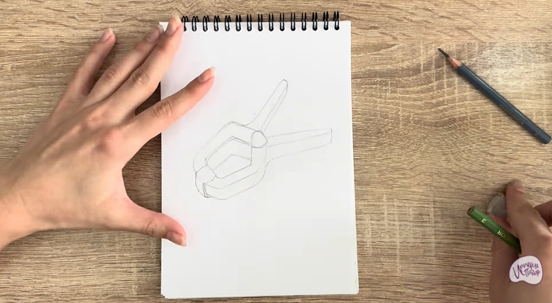 Рисуем Пластиковый зажим