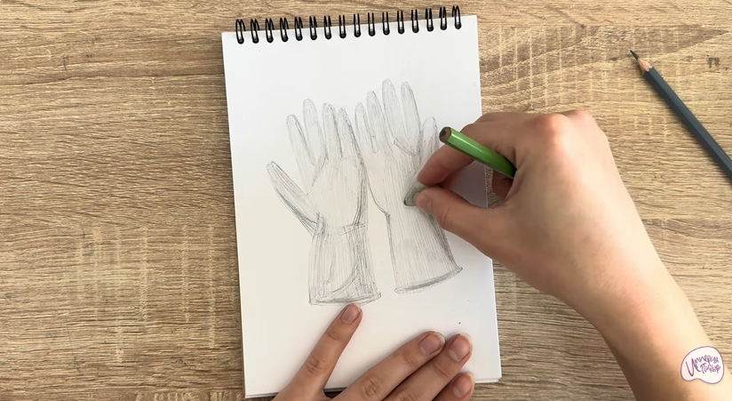 Рисуем Резиновые перчатки