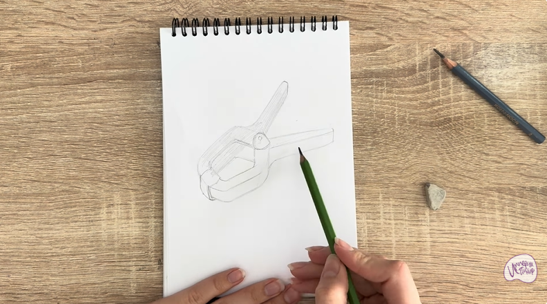 Рисуем Пластиковый зажим