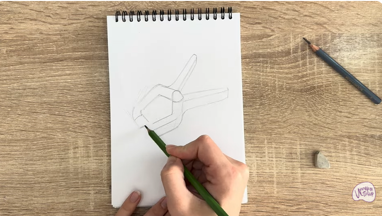 Рисуем Пластиковый зажим