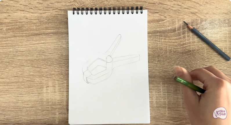 Рисуем Пластиковый зажим