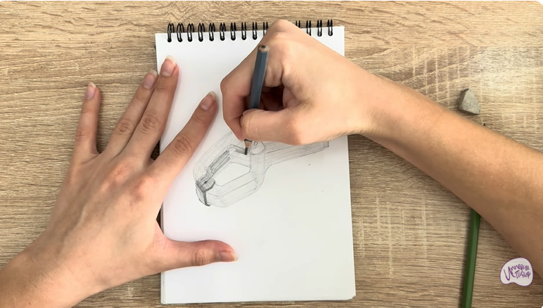 Рисуем Пластиковый зажим